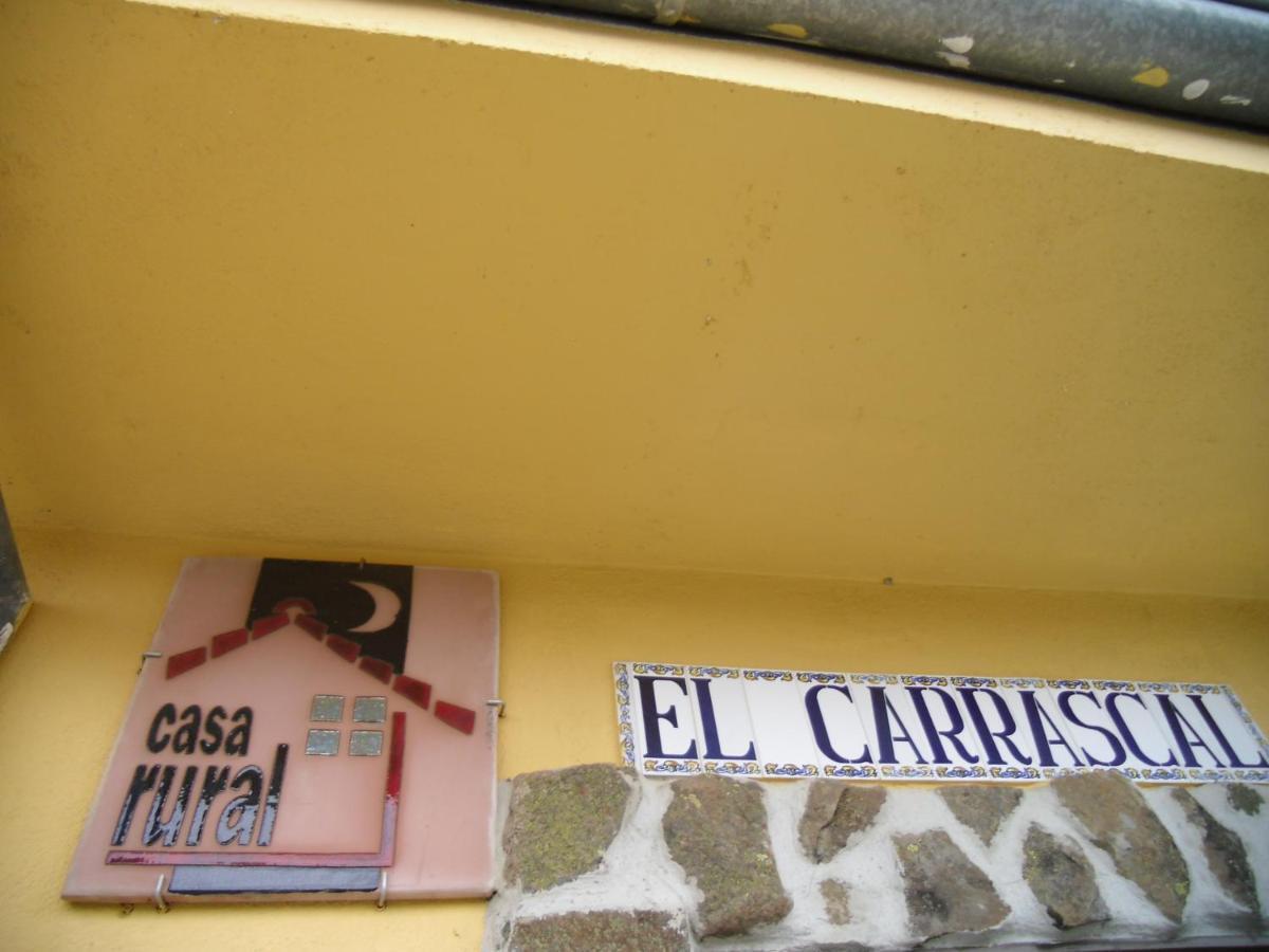 Casa Rural El Carrascal Valdefuentes de Sangusín Exterior foto